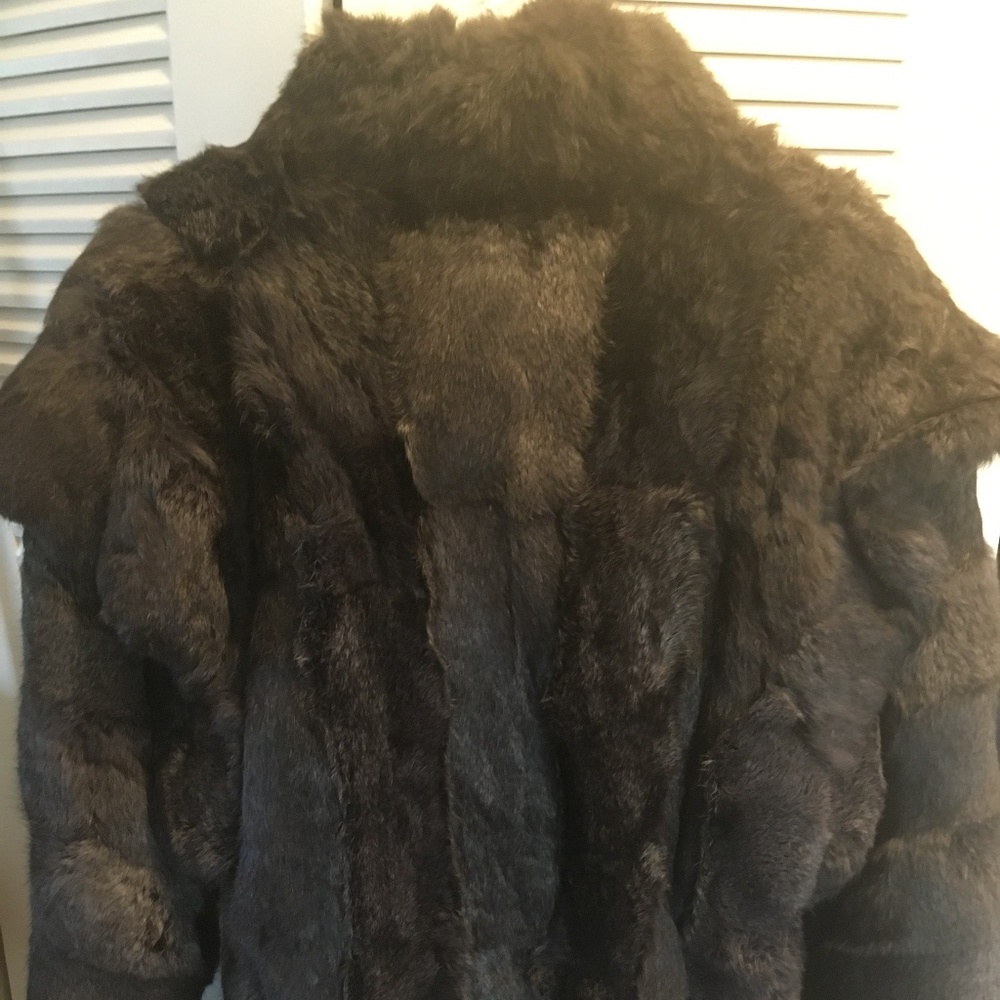 Genuine Learsi vintage fur coat; silky interior;